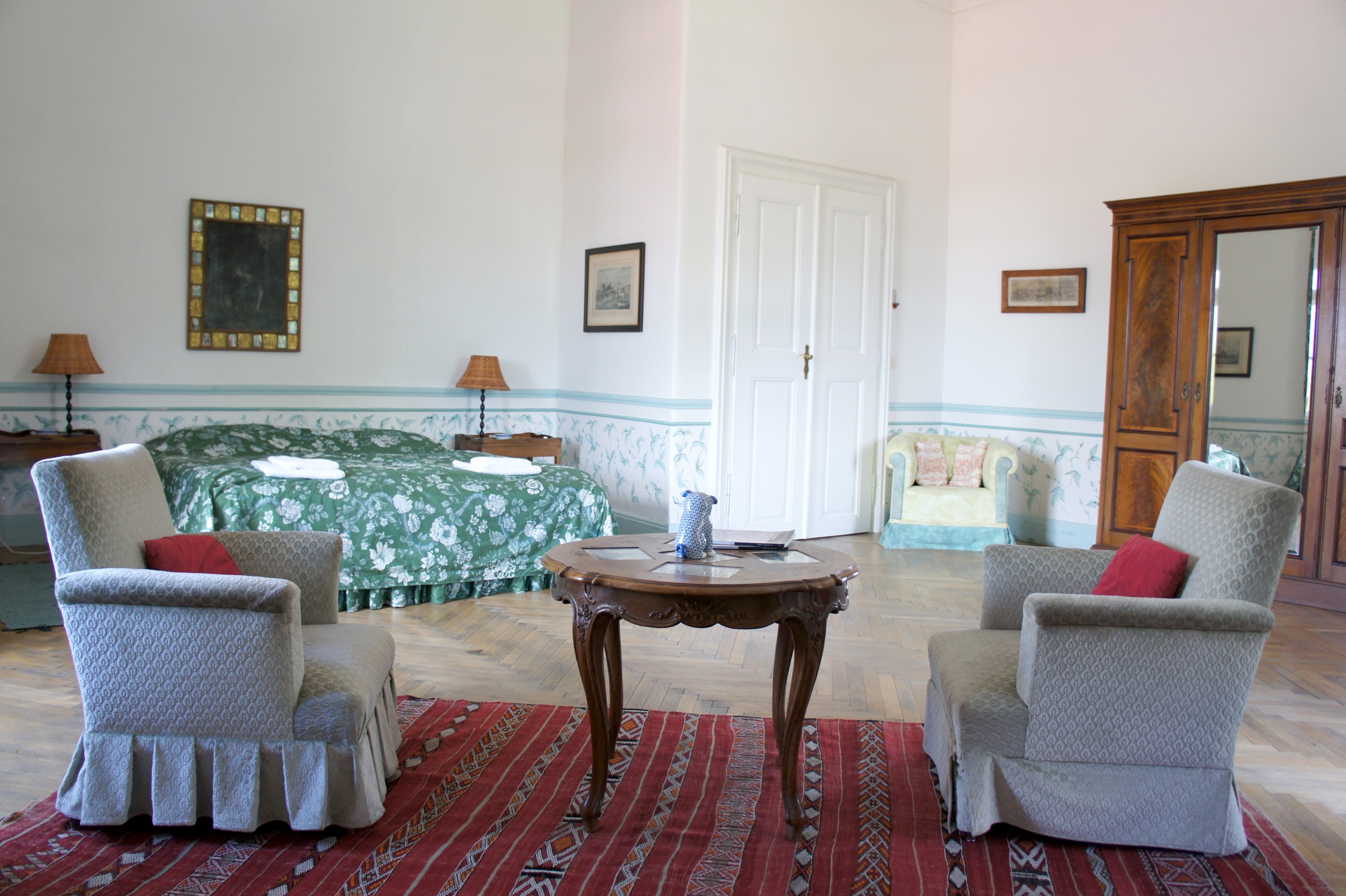 schloss wasserburg zimmer doppelbett gross